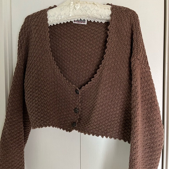 Koochee Wool Shrug - Picture 1 of 12